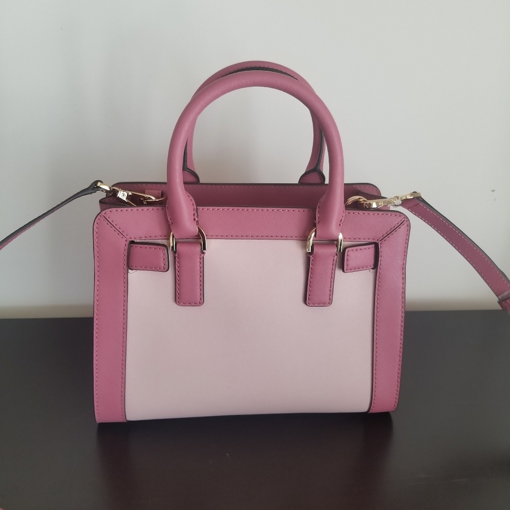 SOLD! Michael Kors Satchel - Picture 4 of 7